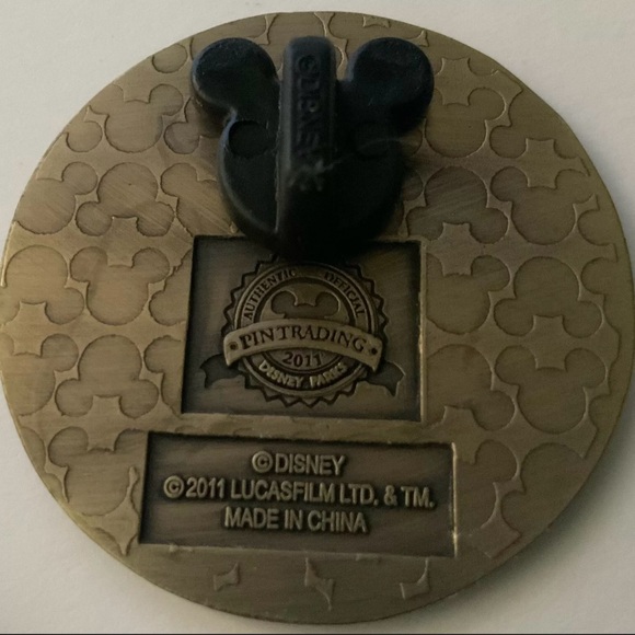 DISNEY TRADING PIN: 2011 STAR WARS/LUKE SKYWALKER/STAR WARS WEEKENDS RELEASE/EUC - Picture 4 of 4